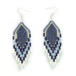 Maak je eigen fringe oorbellen  - blauw wit