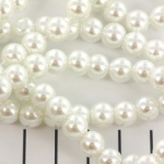 glass pearl 8 mm - white