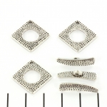 toggle clasp square dotted - silver