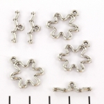 toggle clasp flower with dots - silver