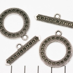 toggle calsp richly decorated with circles - silver