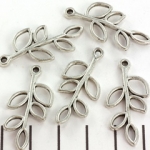 charm branch with leaf 34 mm - silver