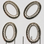 ring zonder rijggat ovaal met cirkelstekening - zilver 24 mm