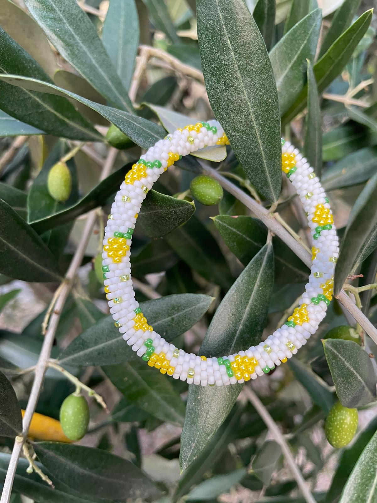 Extra pictures DIY kit bracelet crochet with 11/0 - lemons