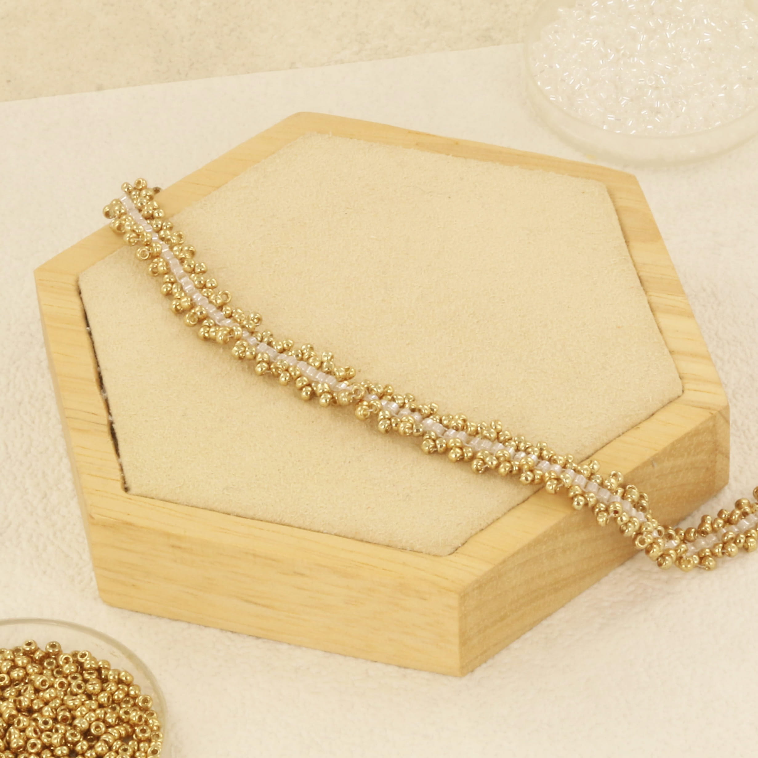 Extra foto's DIY ladderstitch armband  - goud wit