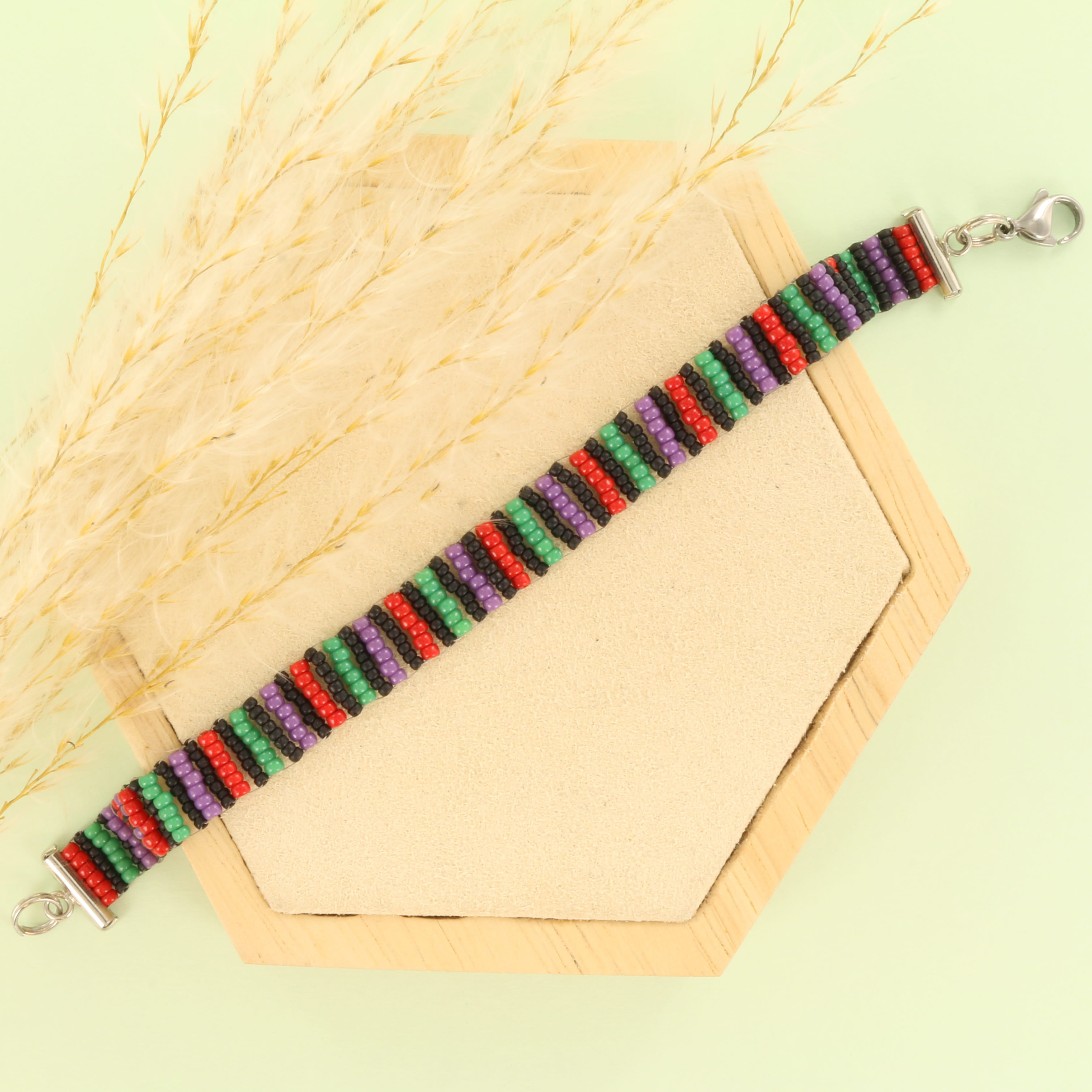 Extra foto's DIY ladderstitch armband - groen paars roze