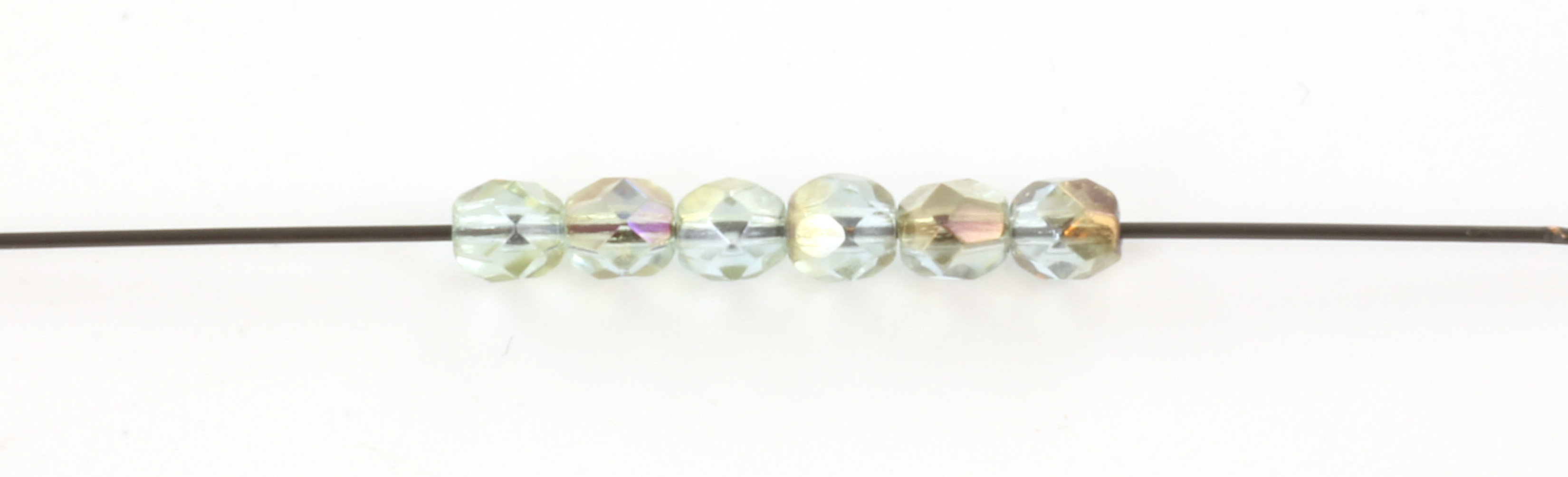 Extra pictures Czech faceted round 4 mm - twilight alexandrite
