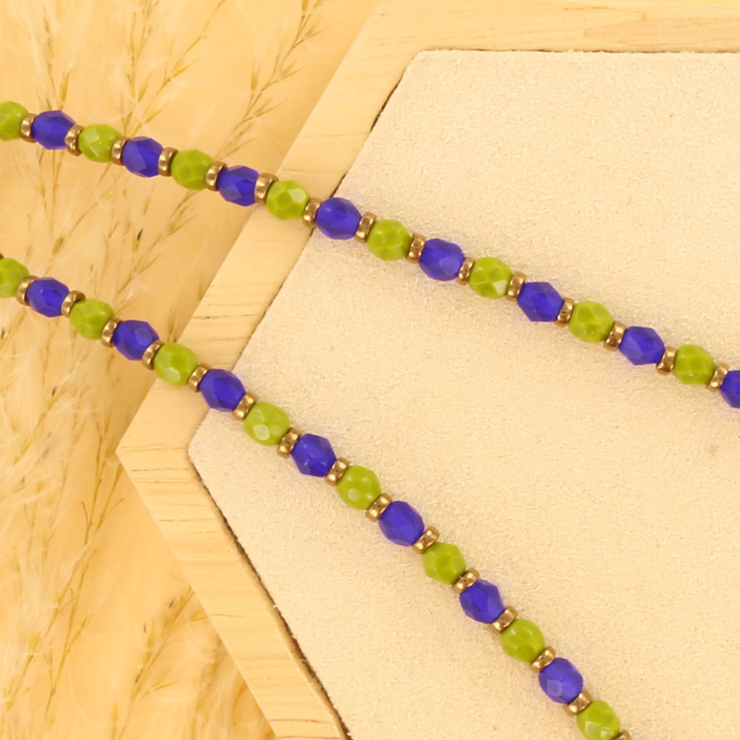 Extra foto's DIY pakket - ketting tsjechisch facet met spacers blauw groen
