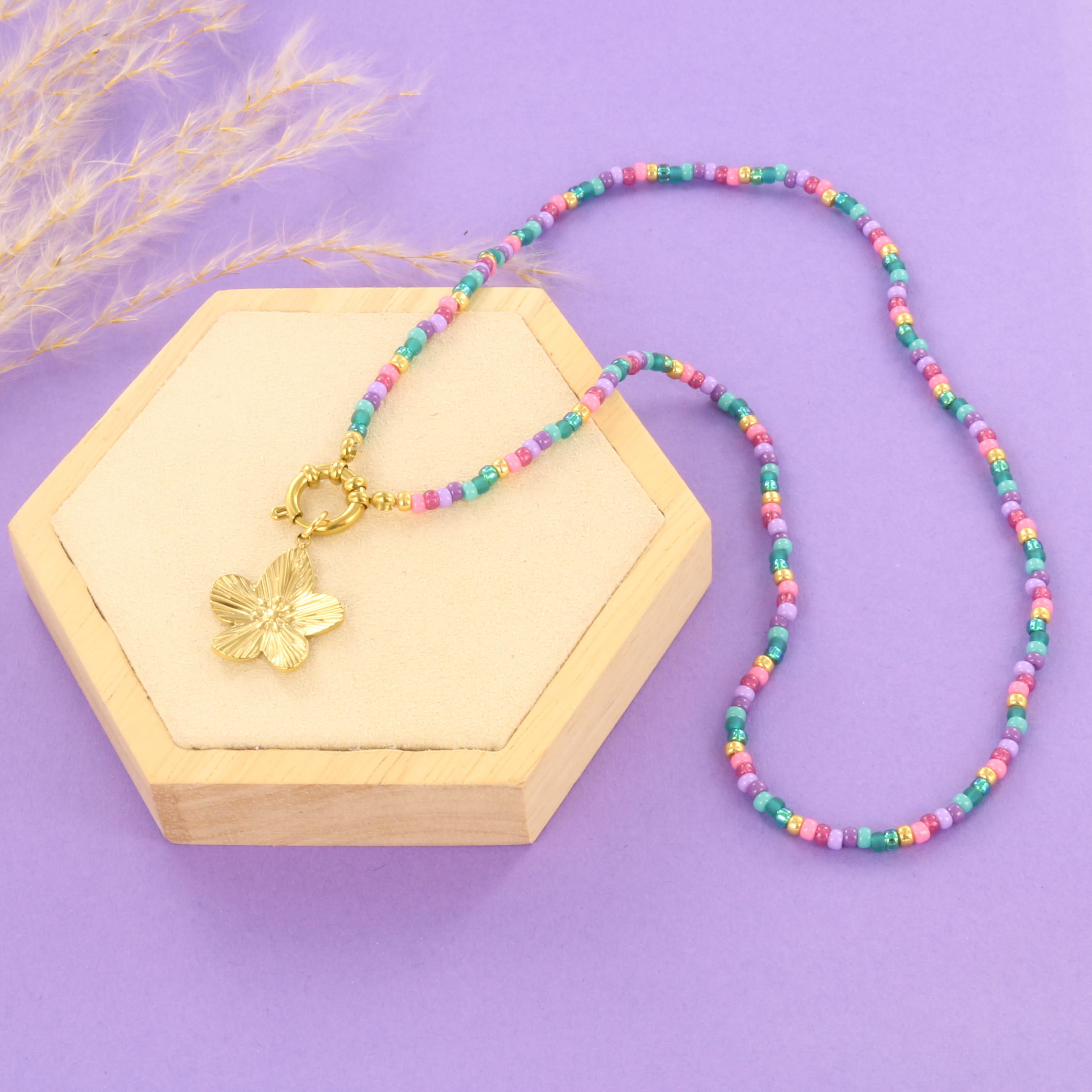 Extra pictures DIY package - wicked meadow flower necklace