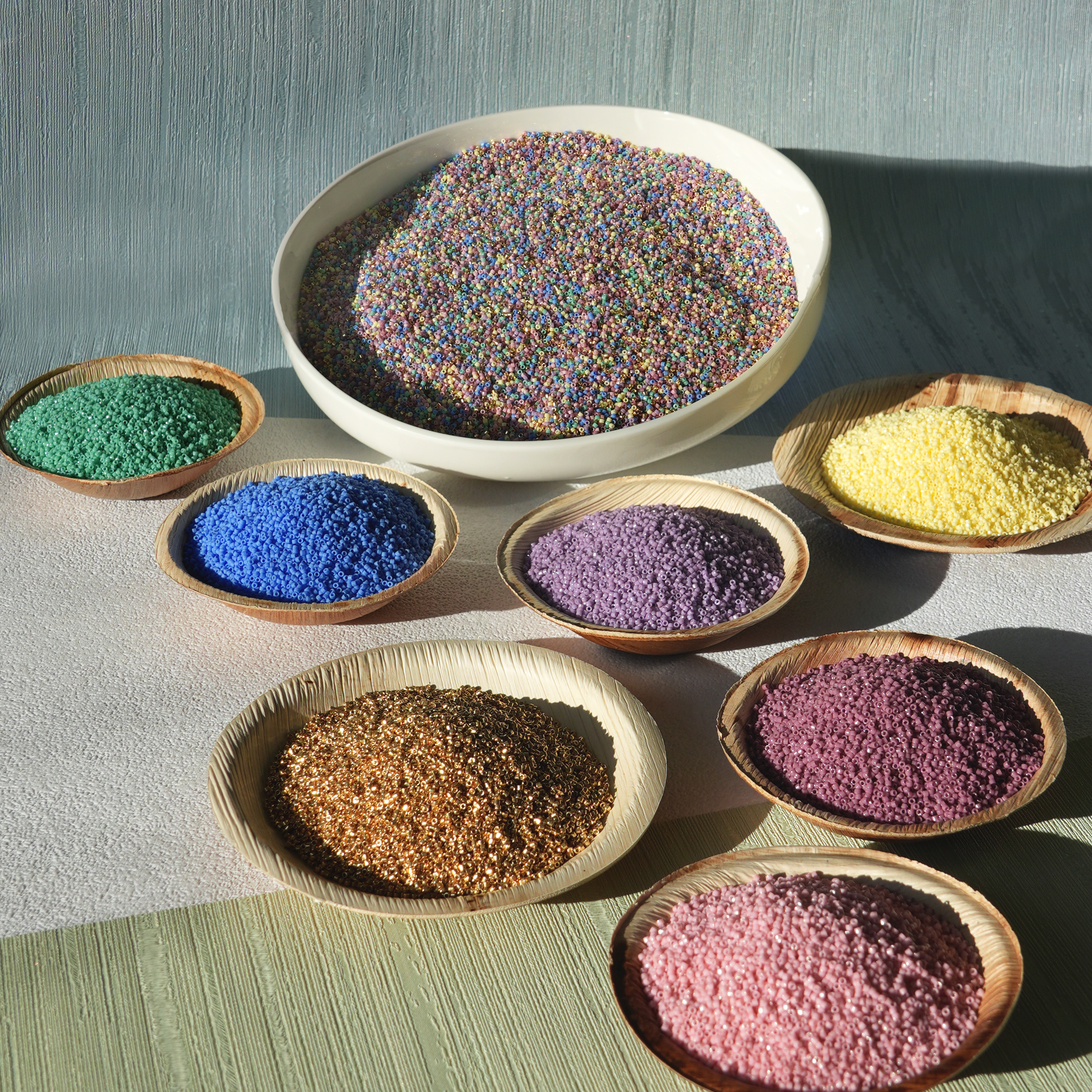 Extra pictures miyuki delica's 11/0 - rainbow shimmer