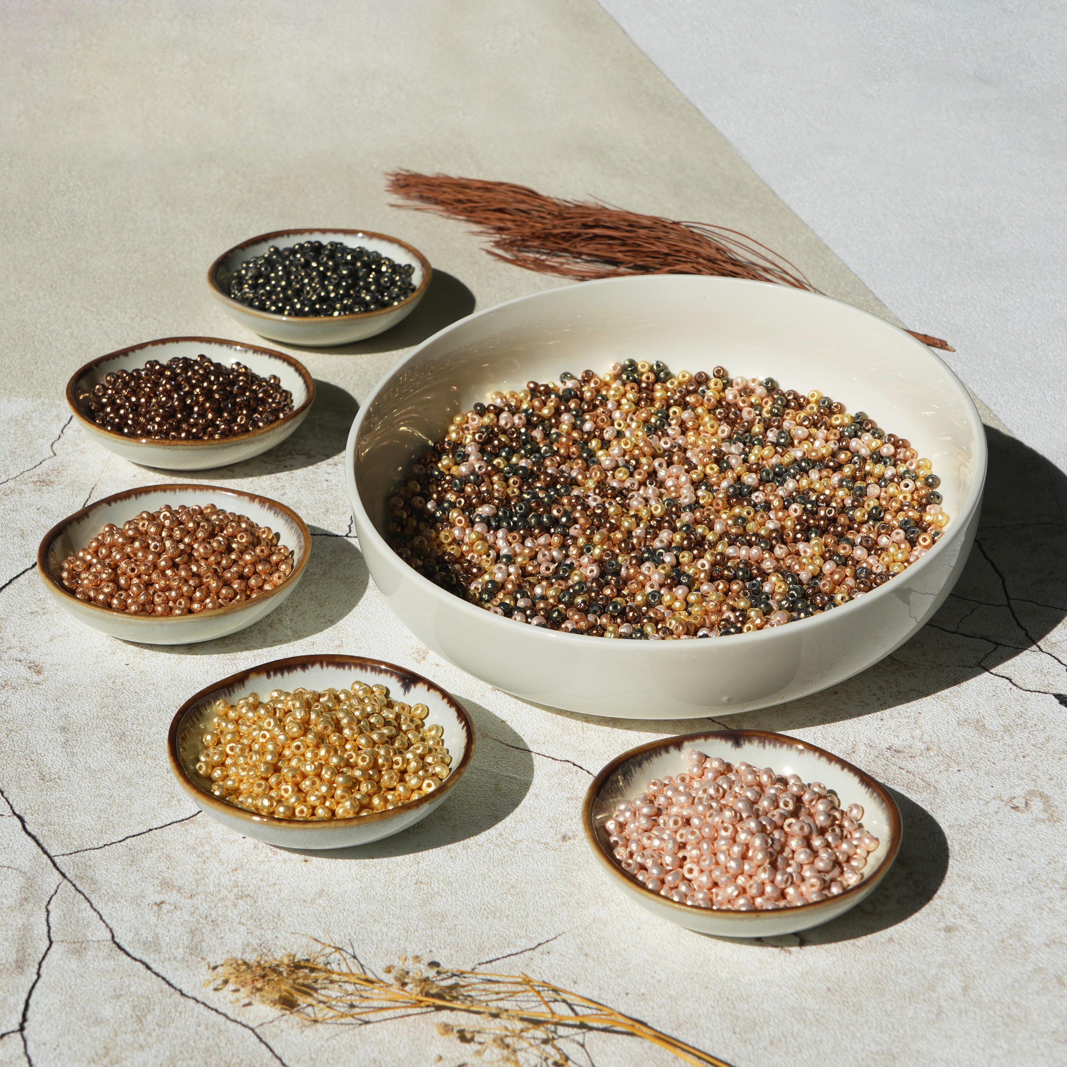 Extra pictures miyuki seed beads 6/0 - mix baroque