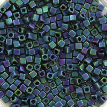 Extra foto's miyuki cubes 1.8 mm - metallic matte iris blue green 