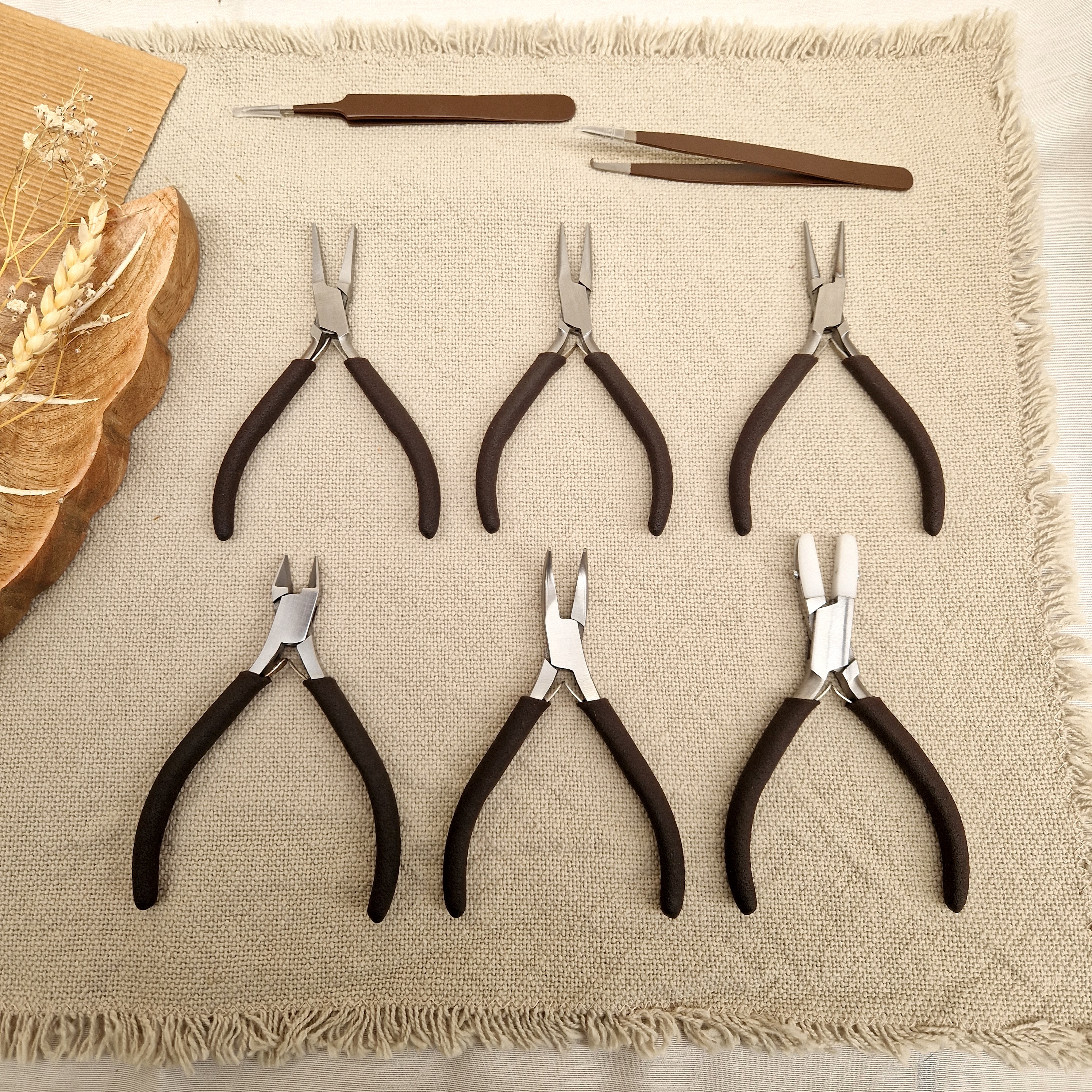 Extra pictures Beader tool set  - with 8 pliers - brown