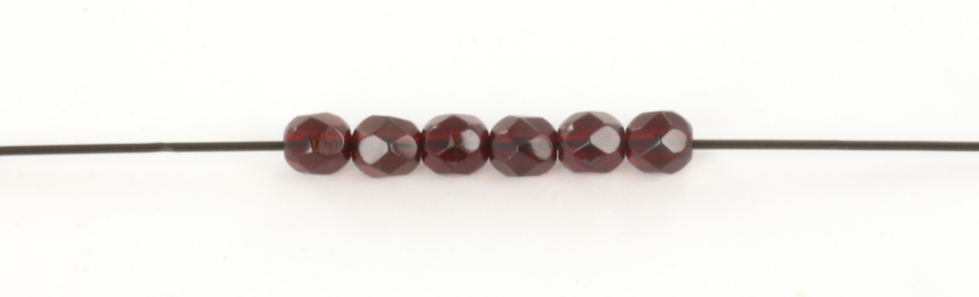 Extra foto's Tsjechisch facet rond 4 mm - garnet