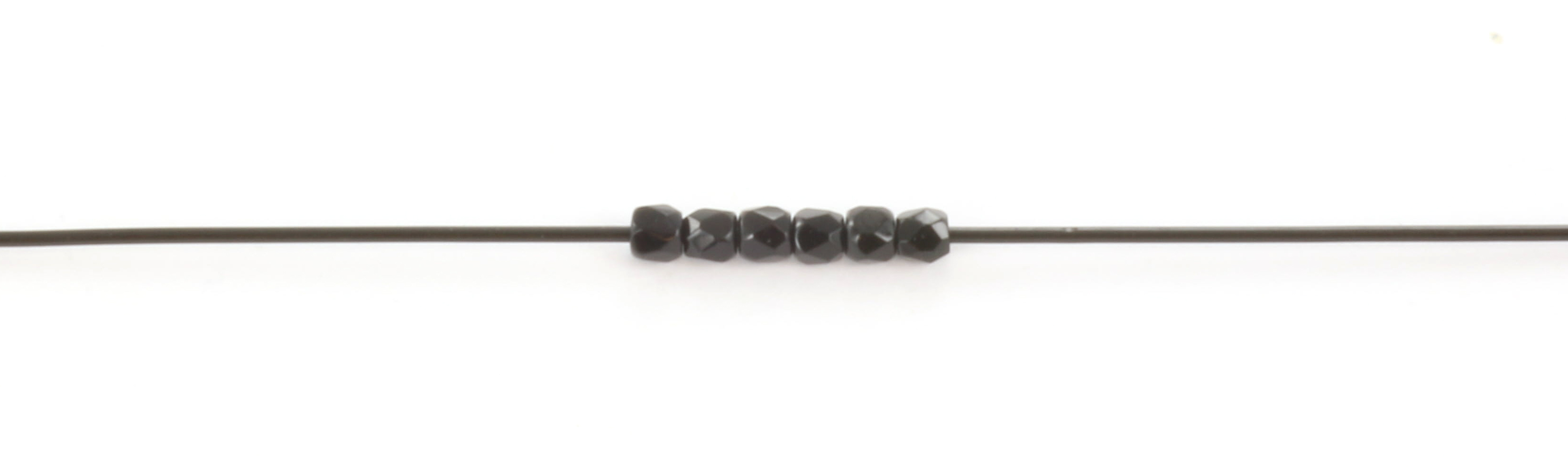 Extra foto's Tsjechisch facet rond 2 mm - jet zwart